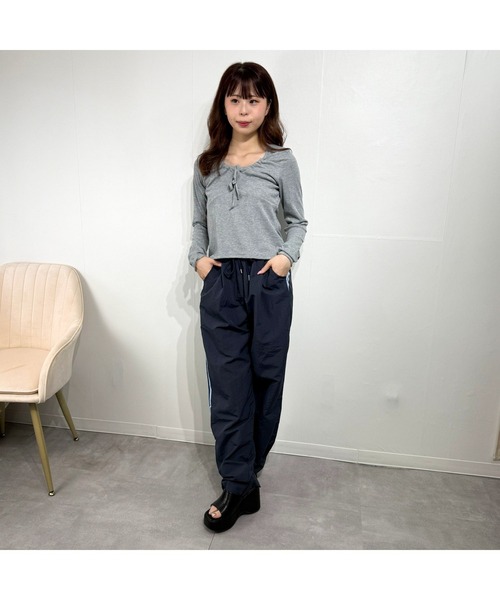 marcydorn（マーシードルン）の「うるふわガール リブリボンカットソー ロングTシャツ（Tシャツ/カットソー・レディース・ホワイト/ベージュ/グレー・S/M/L）」の20枚目の写真