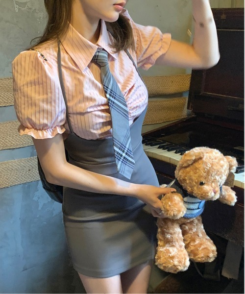gossip!ロサンゼルス(ゴシップロサンゼルス)の「【Y2Kガーリー】 ネクタイ付きレイヤード風ミニワンピース(ワンピース・レディース・ブラック/グレー・M)」の6枚目の写真