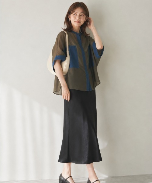Lateru(ラテル)の「デニムポケット切替 シアー半袖シャツ 体型カバー(Tシャツ/カットソー・レディース・ブラック/ブラウン/ブルー・FREE)」の6枚目の写真
