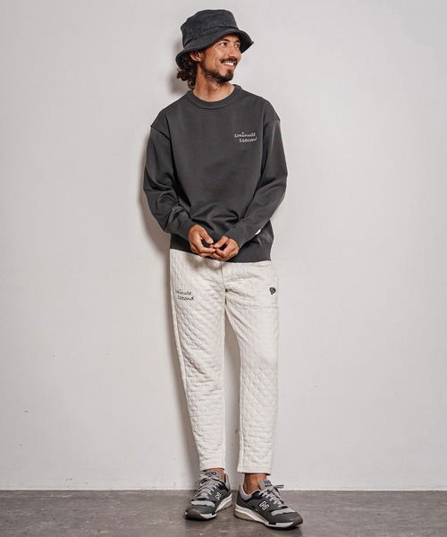 1minute 1second（ワンミニットワンセカンド）の「mn3266-cursive embroidery washable long sleeve knit ウォッシャブルニット(1M26A180)（ニット/セーター・メンズ・ブラック/チャコール・L/XL/S/M）」の22枚目の写真