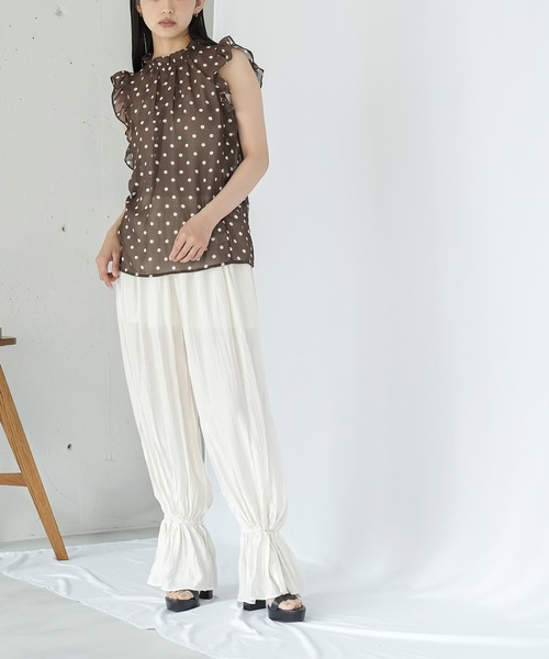 mili an deni(ミリアンデニ)の「ノースリーブドットシアーブラウス(シャツ/ブラウス・レディース・オフホワイト/ブラウン/ブラック・M)」の17枚目の写真