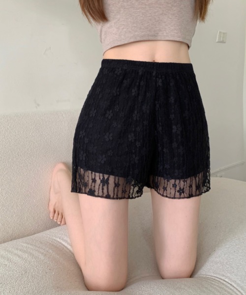 2ly2(トゥーリートゥー)の「スカートにぴったり◎透け感防止レースパンツ(その他パンツ・レディース・ホワイト/ブラック・FREE)」の13枚目の写真