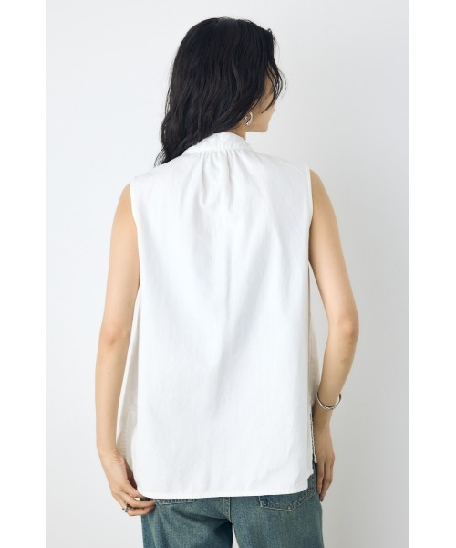 AZUL by moussy（アズールバイマウジー）の「【セットアップ対応】【身長/骨格別着用画像あり】ライトオンスデニムノースリーブタイブラウス ボウタイ リボン　春服　夏服　秋服（シャツ/ブラウス・レディース・ブルー/オフホワイト/ワンウォッシュ・MEDIUM/SMALL）」の17枚目の写真