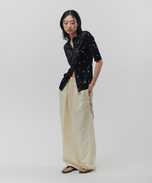THINGS THAT MATTER(シングス ザット マター)の「STICKER PRINT VELOUR TOPS / ステッカー プリント ベロア トップス(Tシャツ/カットソー・レディース・ブラック×レッド/ブラック×イエロー・FREE)」の15枚目の写真