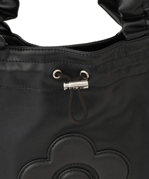 VIS(ビス)の「【WEB限定】【MARY QUANT×VIS】フリルハンドルトートバッグ/A4対応(トートバッグ・レディース・シルバー/ブラック・FREE)」の9枚目の写真
