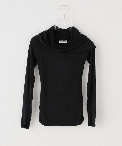 peachy den(ピーチーデン)の「peachy den / ピーチーデン KYLIE COLD SHOULDER TOP(Tシャツ/カットソー・レディース・ブラック系その他・X-SMALL/SMALL)」の1枚目の写真