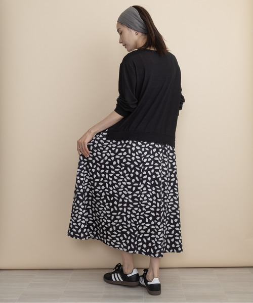 lodie(ロディ)の「【ドッキング】ニット×リーフプリント コンビワンピース(ワンピース・レディース・ネイビー/ブラック・FREE)」の13枚目の写真