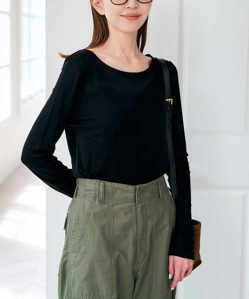 U by SPICK&SPAN(ユーバイスピックアンドスパン)の「ウールミックスシアークルーネック(Tシャツ/カットソー・レディース・ブラック/ホワイト・FREE)」の22枚目の写真