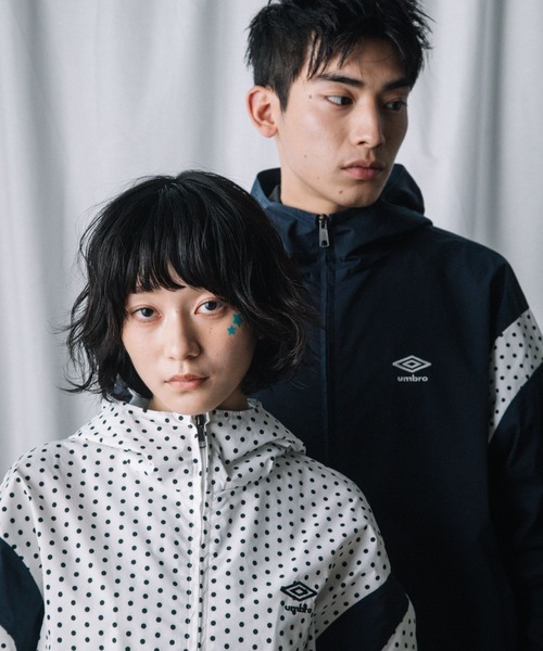 ALAND（エーランド）の「【UNISEX】ALAND×UMBRO／ドット切り替えナイロンブルゾン（ナイロンジャケット・レディース・オフホワイト/ネイビー・SMALL/LARGE）」の21枚目の写真