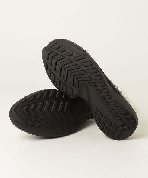 Y-3(ワイスリー)の「Y-3 EVO SL ATR GTX(スニーカー・メンズ・ホワイト×ブラック・29.0cm/29.5cm/26.0cm/26.5cm/27.0cm/27.5cm/28.0cm/28.5cm/23.0cm/23.5cm/24.0cm/24.5cm/25.0cm/25.5cm/22.5cm)」の6枚目の写真
