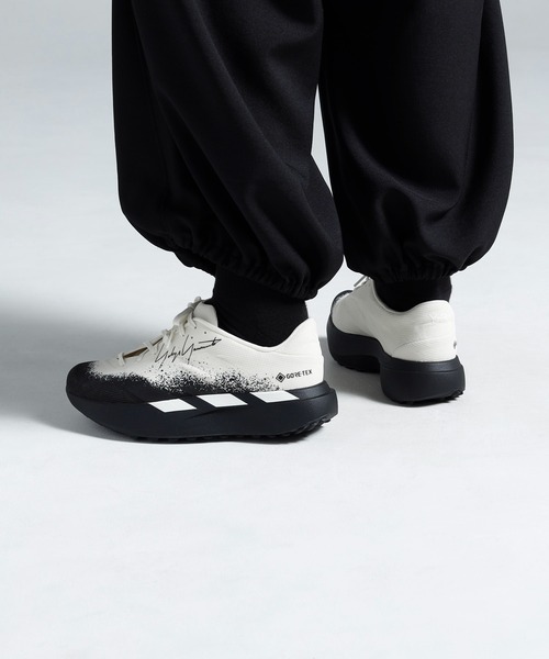 Y-3(ワイスリー)の「Y-3 EVO SL ATR GTX(スニーカー・メンズ・ホワイト×ブラック・29.0cm/29.5cm/26.0cm/26.5cm/27.0cm/27.5cm/28.0cm/28.5cm/23.0cm/23.5cm/24.0cm/24.5cm/25.0cm/25.5cm/22.5cm)」の8枚目の写真