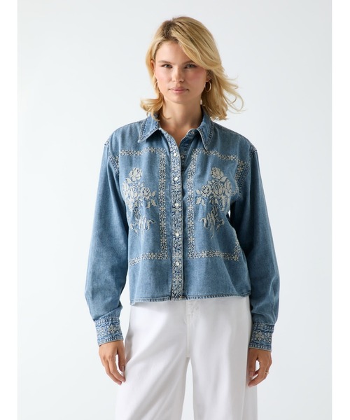 Guess(ゲス)の「LEONA Shacket(デニムジャケット・レディース・ブルー系その他・LARGE/MEDIUM/SMALL/X-SMALL)」の1枚目の写真