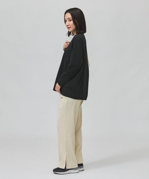 NEW BALANCE（ニューバランス）の「【別注】ニューバランス New Balance シューパッチロングスリーブTシャツ 限定コラボ（Tシャツ/カットソー・レディース・ホワイト/ブラック・S/XL）」の18枚目の写真