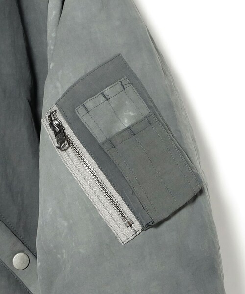 FUTURE ARCHIVE(フューチャーアーカイブ)の「FUTURE ARCHIVE / FADE NYLON MA-1(ブルゾン・メンズ・ブラウン/オリーブ/グレー・MEDIUM/SMALL/LARGE)」の5枚目の写真