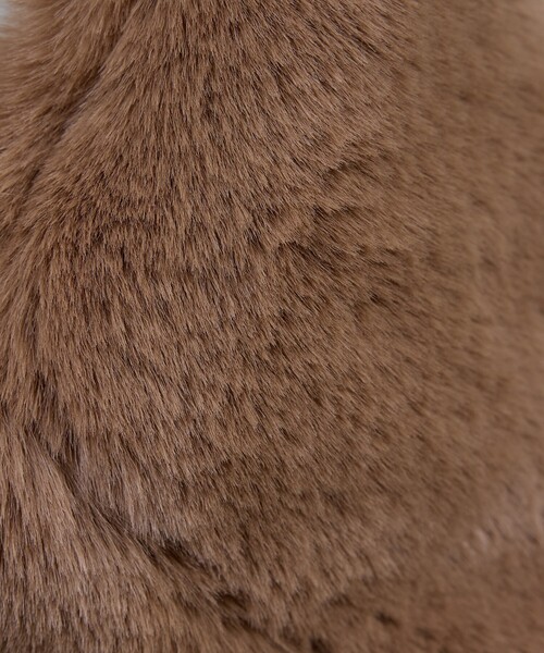 CACHELLIE(カシェリエ)の「【WEB限定】【CACHELLIE】トライアングル ファー2WAYショルダーバッグ(ショルダーバッグ・レディース・ベージュ/グレー/ブラウン・フリー)」の7枚目の写真
