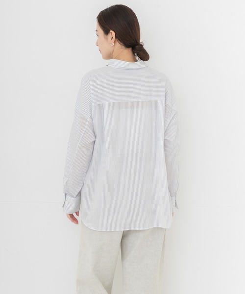 URBAN RESEARCH(アーバンリサーチ)の「ソフトコットンシャツ(シャツ/ブラウス・レディース・ボルドー/ストライプ/オフホワイト/ブルー系その他・FREE)」の9枚目の写真