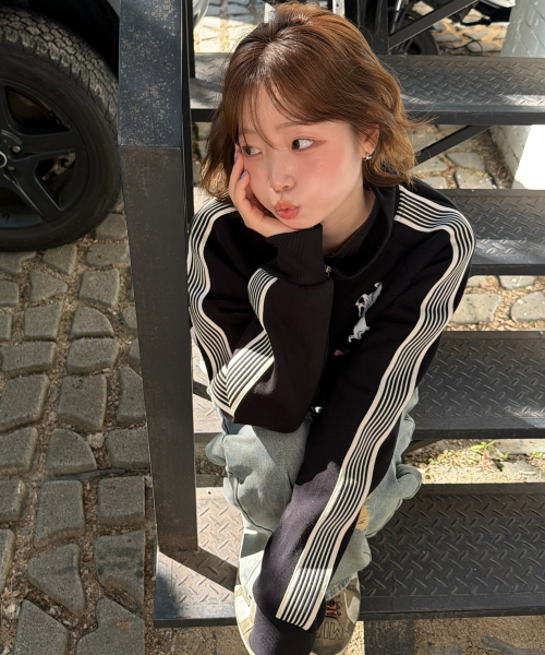 AMOU(アモウ)の「AMOU Horse Track Jacket BLACK(ナイロンジャケット・レディース・その他・1/2)」の18枚目の写真