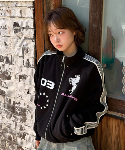 AMOU(アモウ)の「AMOU Horse Track Jacket BLACK(ナイロンジャケット・レディース・その他・1/2)」の9枚目の写真