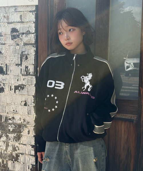 AMOU(アモウ)の「AMOU Horse Track Jacket BLACK(ナイロンジャケット・レディース・その他・1/2)」の7枚目の写真