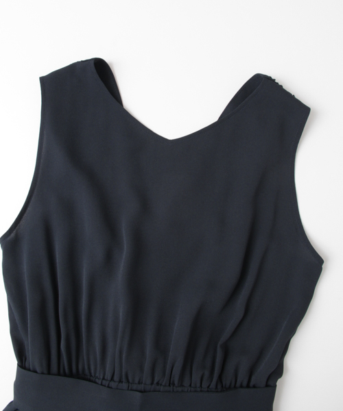 URBAN RESEARCH（アーバンリサーチ）の「UR トップス付カシュクールオールインワン（サロペット/オーバーオール・レディース・ネイビー/ブラック系その他/カーキ・FREE）」の17枚目の写真