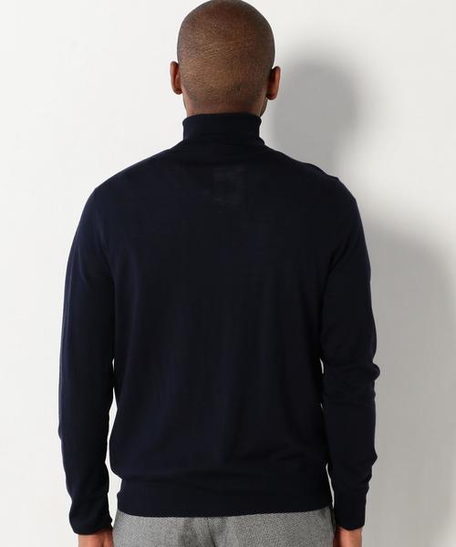 UNITED ARROWS（ユナイテッドアローズ）の「＜SOVEREIGN（ソブリン）＞ハイゲージ タートル（ニット/セーター・メンズ・ダークグレー/ベージュ/オリーブ/ネイビー・44/46/48/50）」の6枚目の写真