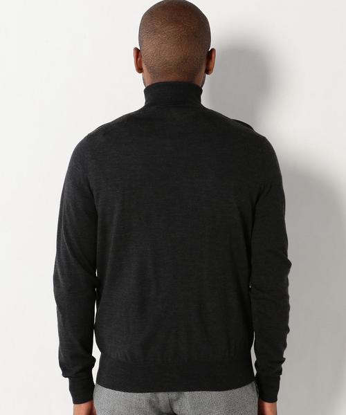UNITED ARROWS（ユナイテッドアローズ）の「＜SOVEREIGN（ソブリン）＞ハイゲージ タートル（ニット/セーター・メンズ・ダークグレー/ベージュ/オリーブ/ネイビー・44/46/48/50）」の22枚目の写真
