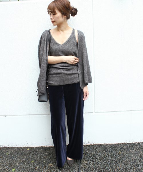 FIGARO Paris（フィガロパリ）の「エアリーファー キャミソール◆（ニット/セーター・レディース・チャコールグレー/ブラック・FREE）」の4枚目の写真