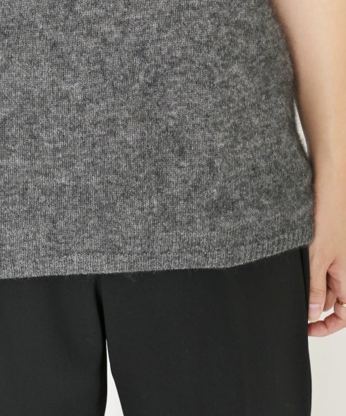 FIGARO Paris（フィガロパリ）の「エアリーファー キャミソール◆（ニット/セーター・レディース・チャコールグレー/ブラック・FREE）」の16枚目の写真