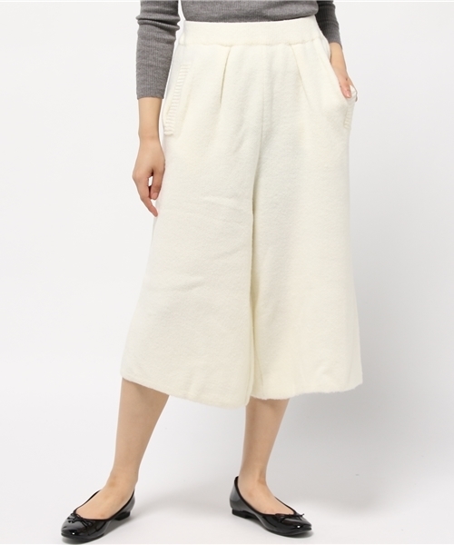 LBC(エルビーシー)の「アクリルナイロンミラノリブタックパンツ (その他パンツ・レディース・オフホワイト/ネイビー/オリーブ・MEDIUM)」の12枚目の写真