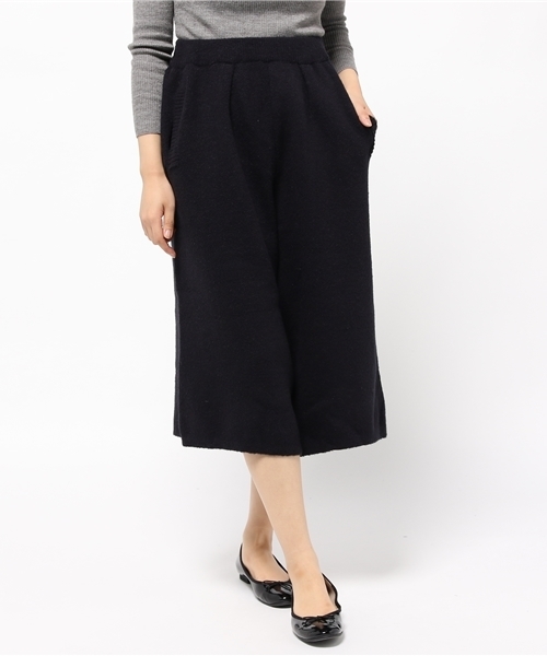 LBC(エルビーシー)の「アクリルナイロンミラノリブタックパンツ (その他パンツ・レディース・オフホワイト/ネイビー/オリーブ・MEDIUM)」の14枚目の写真