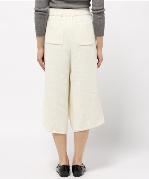 LBC(エルビーシー)の「アクリルナイロンミラノリブタックパンツ (その他パンツ・レディース・オフホワイト/ネイビー/オリーブ・MEDIUM)」の8枚目の写真