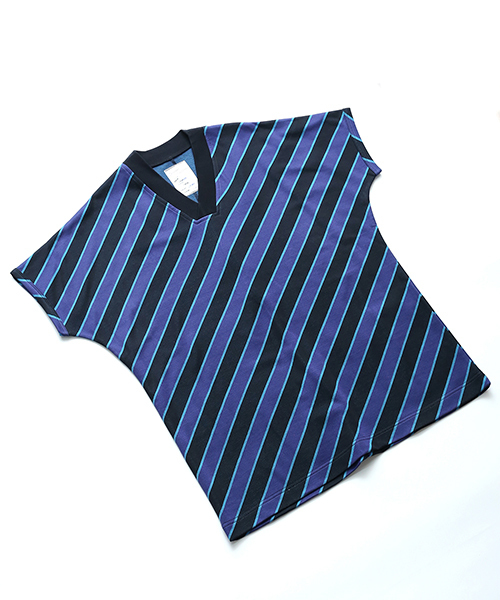 SHAREEF（シャリーフ）の「BIAS STRIPE V-NECK BIG-T（Tシャツ