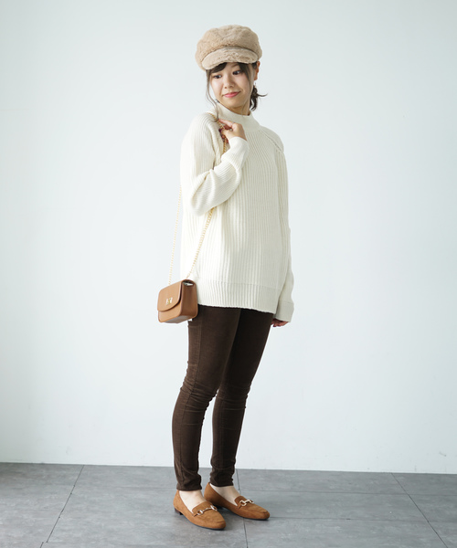 earth music&ecology（アースミュージックアンドエコロジー）の「スキスキスキニー(コーデュロイ) ●＊（その他パンツ・レディース・ブラック/ベージュ/ブラウン/ネイビー/ボルドー/カーキ・S/M/L/XS）」の8枚目の写真