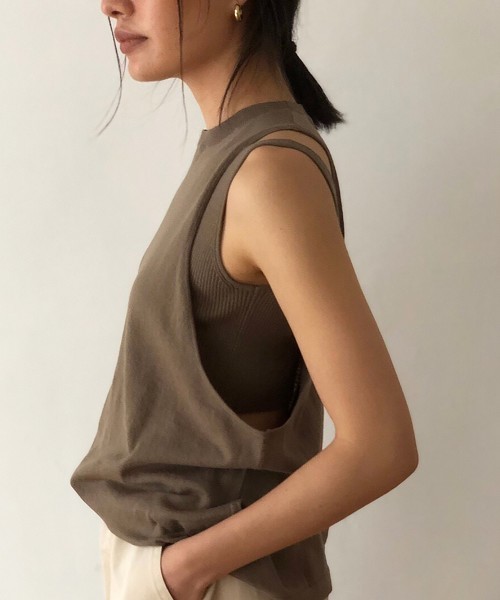 TODAYFUL（トゥデイフル）の「アシンメトリーアンサンブルニット