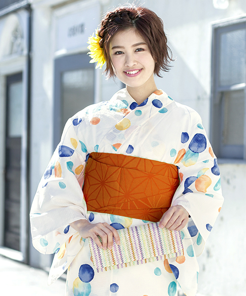 bonheur saisons(ボヌールセゾン)の「浴衣3点セット (浴衣+帯+下駄)「bonheur saisons/ボヌールセゾン」(浴衣・レディース・ネイビー/ホワイト系その他7/ブルー系その他6/ホワイト×ブルー/ダークネイビー/ホワイト系その他5/ホワイト系その他4/ライトブルー/ホワイト系その他6・FREE)」の3枚目の写真