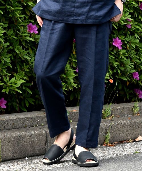 SHIPS（シップス）の「SU: リネン アンクル イージーパンツ（その他パンツ・メンズ・ブラック/ブラウン/ネイビー・S/M/L）」の3枚目の写真