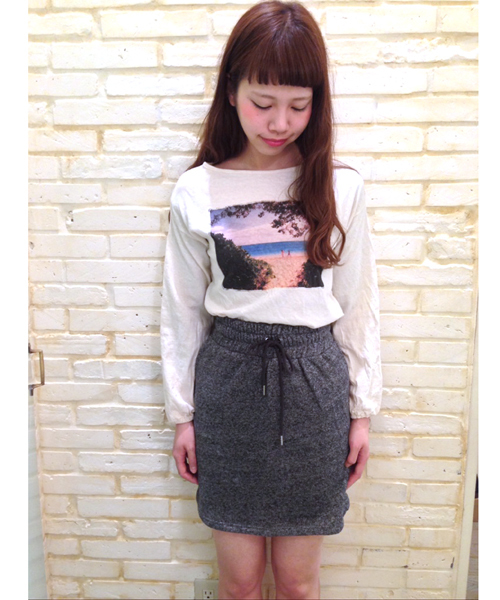 Kastane(カスタネ)の「【Kastane】スウェットミニスカート(スカート・レディース・ブラック系その他/グレー/チャコールグレー・FREE)」の2枚目の写真