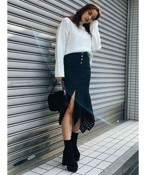 EVRIS（エヴリス）の「ドッキングイレギュラーヘムDENIMスカート（デニムスカート・レディース・ブラック/インディゴブルー・SMALL/MEDIUM）」の9枚目の写真