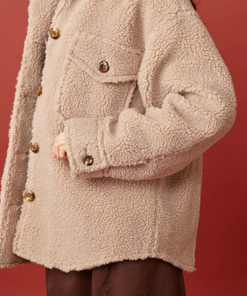 MIIA（ミーア）の「フロントポケットボアコート（ブルゾン・レディース・ブラック/ベージュ/ブラウン・FREE）」の9枚目の写真