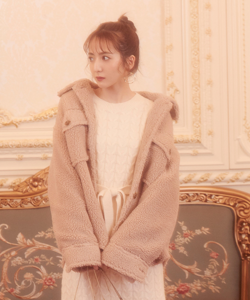 MIIA（ミーア）の「フロントポケットボアコート（ブルゾン・レディース・ブラック/ベージュ/ブラウン・FREE）」の4枚目の写真