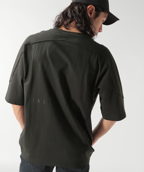 EVERLAST(スポーツ・ライフスタイル)(エバーラスト)の「【EVERLAST(エバーラスト)】別注フットボールハーフスリーブTEE(Tシャツ/カットソー・メンズ・ブラック/ベージュ/オフホワイト・SMALL/MEDIUM/LARGE)」の3枚目の写真