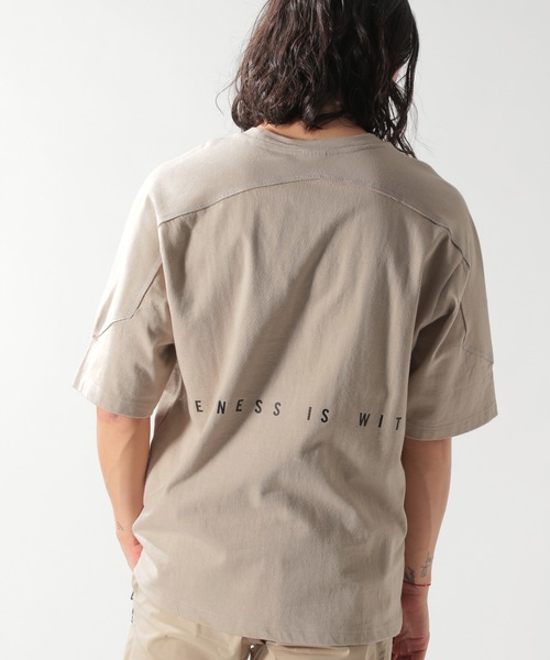 EVERLAST(スポーツ・ライフスタイル)(エバーラスト)の「【EVERLAST(エバーラスト)】別注フットボールハーフスリーブTEE(Tシャツ/カットソー・メンズ・ブラック/ベージュ/オフホワイト・SMALL/MEDIUM/LARGE)」の6枚目の写真