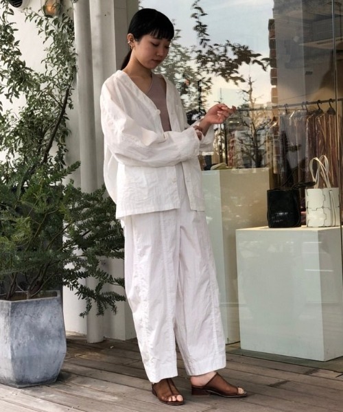 TODAYFUL（トゥデイフル）の「アシンメトリーニットタンク（タンクトップ・レディース・オフホワイト/ミント/キャメル/ピンクベージュ・FREE）」の5枚目の写真