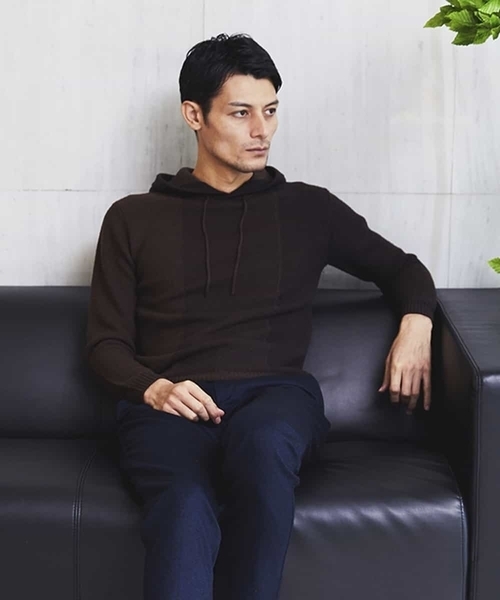 MICHEL KLEIN HOMME   （ミッシェルクランオム）の「ニットパーカー（ロイヤルグラデーションパーカー）（ニット/セーター・メンズ・ライトブラウン/ボルドー・46/48）」の13枚目の写真