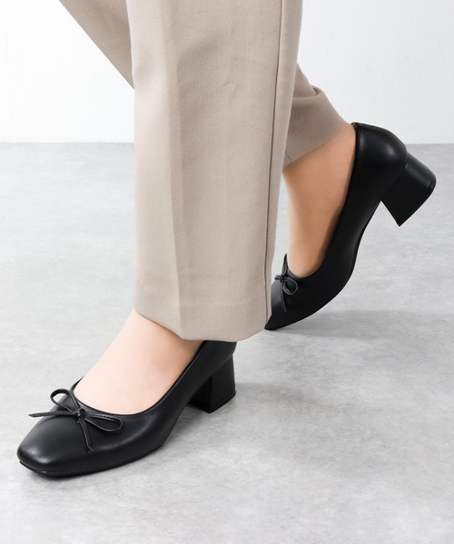 LibertyDoll(リバティードール)の「Liberty doll / スクエアトゥ4.5cmチャンキーヒール美脚バレエパンプス(1155)(バレエシューズ・レディース・アイボリー/グリーン/グレイッシュベージュ/ブラック/ブラック系その他/ホワイト系その他/ブラック系その他2/シルバー系その他/ゴールド系その他/シルバー・L/LL/M/S/3L/SS)」の5枚目の写真