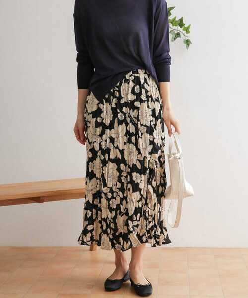 URBAN RESEARCH DOORS（アーバンリサーチドアーズ）の「花柄ワッシャープリーツスカート（スカート・レディース・ブラック/ミント/マスタード・ONE）」の4枚目の写真