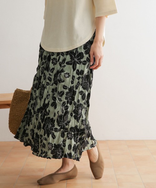 URBAN RESEARCH DOORS（アーバンリサーチドアーズ）の「花柄ワッシャープリーツスカート（スカート・レディース・ブラック/ミント/マスタード・ONE）」の9枚目の写真