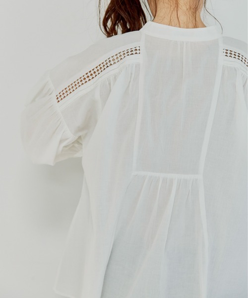 Libra Cue（リブラ キュー）の「梯子レースコットンブラウス（シャツ/ブラウス・レディース・ホワイト/ネイビー/カーキ・FREE）」の9枚目の写真