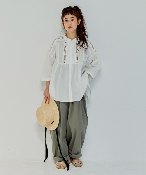 Libra Cue（リブラ キュー）の「梯子レースコットンブラウス（シャツ/ブラウス・レディース・ホワイト/ネイビー/カーキ・FREE）」の5枚目の写真