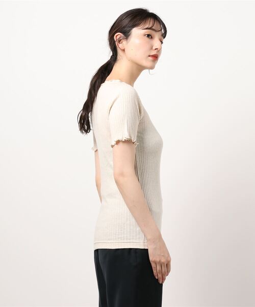 Samansa Mos2(サマンサ モスモス)の「トタンテレコ半袖メローインナー(Tシャツ/カットソー・レディース・チャコール/ベージュ/キナリ/ブラック・フリ-)」の5枚目の写真